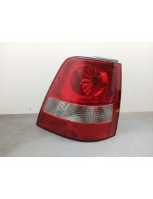 Recambio de piloto trasero derecho para kia sorento 2.5 crdi cat referencia OEM IAM    2