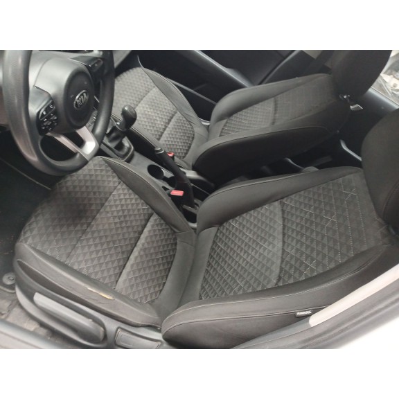 kia rio iv (yb, sc, fb) del año 2017