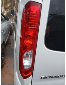 Recambio de piloto trasero izquierdo para renault trafic ii autobús (jl) 2.0 dci 115 referencia OEM IAM    2