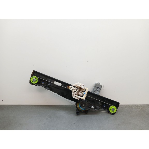 Recambio de elevalunas trasero derecho para mini mini (f56) cooper referencia OEM IAM 13262410 5 pines 71019003