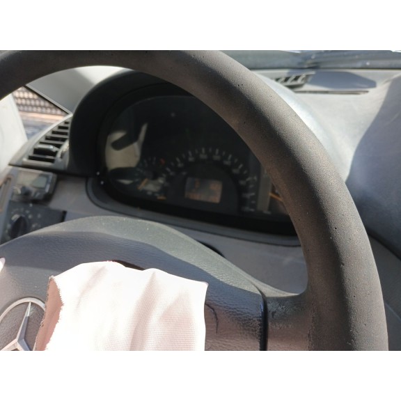 mercedes-benz vito autobús (w639) del año 2003