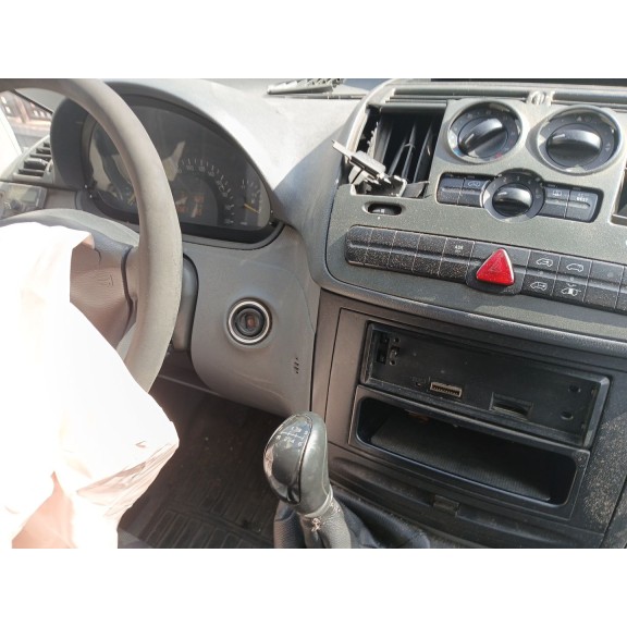 mercedes-benz vito autobús (w639) del año 2003