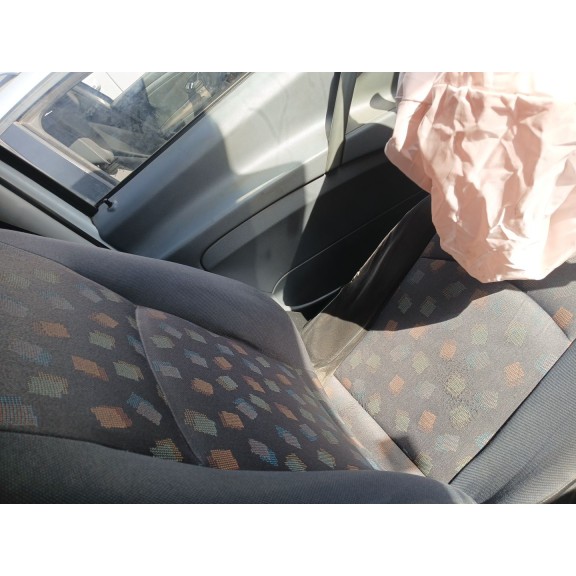 mercedes-benz vito autobús (w639) del año 2003