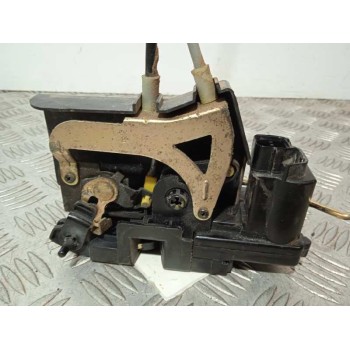 Recambio de cerradura puerta trasera derecha para ssangyong rodius 2.7 turbodiesel cat referencia OEM IAM   5 PINS
