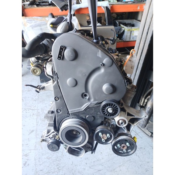 Recambio de motor completo para volkswagen passat berlina (3b2) 1.9 tdi referencia OEM IAM AHU B 174.099KM