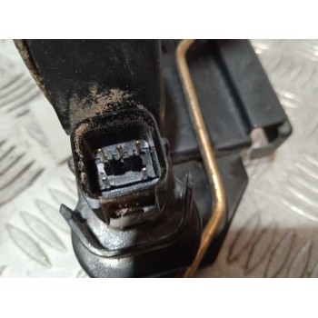 Recambio de cerradura puerta trasera derecha para ssangyong rodius 2.7 turbodiesel cat referencia OEM IAM   5 PINS