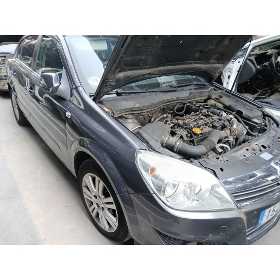 opel astra h (a04) del año 2010