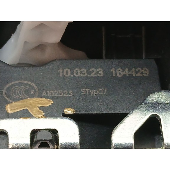 Recambio de cerradura maletero / porton para audi a1 sportback (gba) referencia OEM IAM a102523  