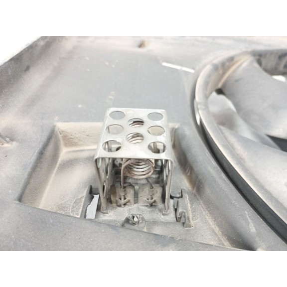 Recambio de electroventilador para renault laguna ii grandtour (kg0) 1.9 dci diesel referencia OEM IAM 8200025635  