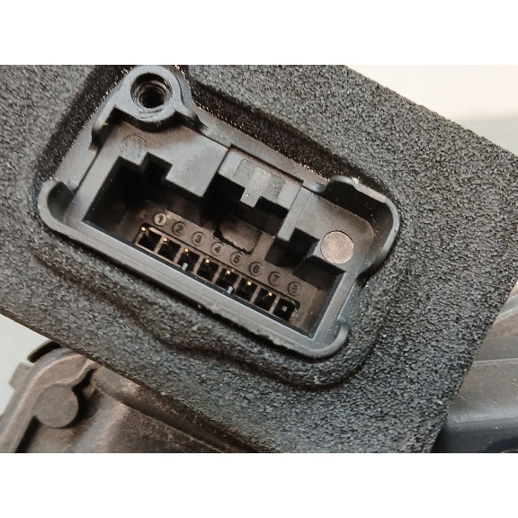 Recambio de cerradura puerta delantera izquierda para audi a1 sportback (gba) referencia OEM IAM b5e5tb837015e 7 pines 