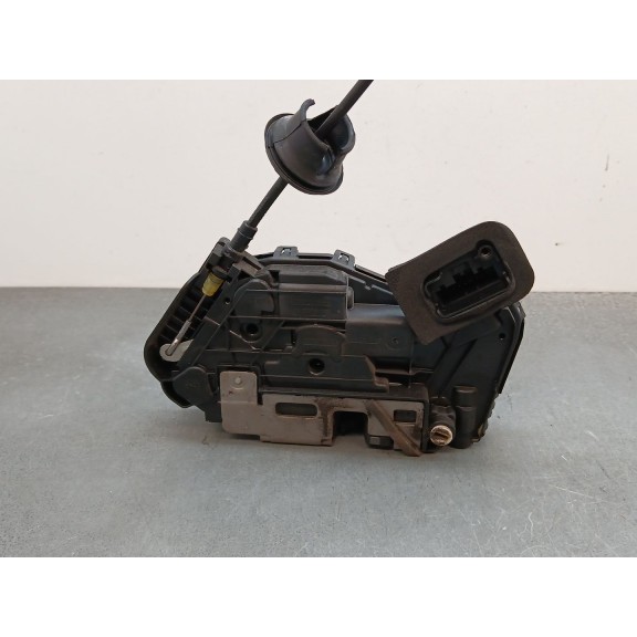 Recambio de cerradura puerta trasera derecha para audi a1 sportback (gba) referencia OEM IAM a6q5ta839016q 7 pines 