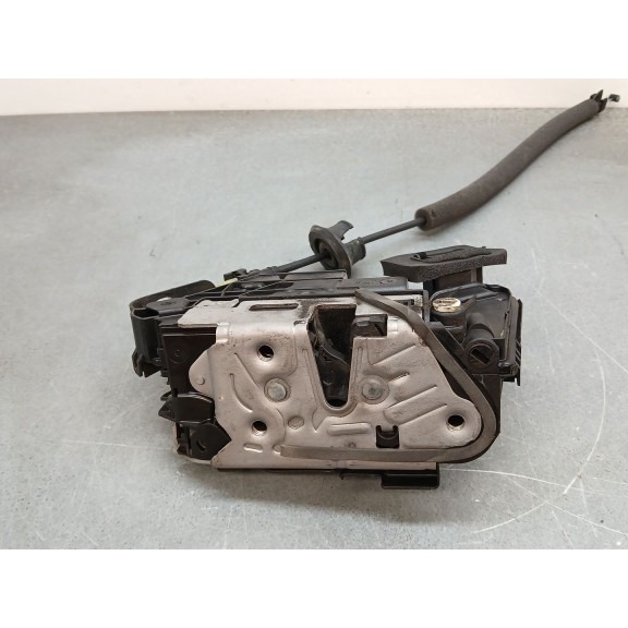 Recambio de cerradura puerta trasera derecha para audi a1 sportback (gba) referencia OEM IAM a6q5ta839016q 7 pines 