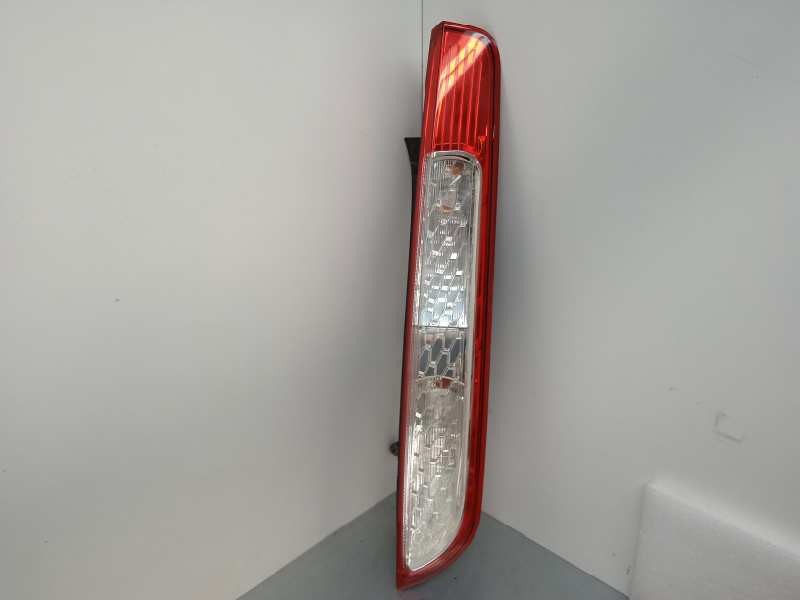 Recambio de piloto trasero derecho para ford focus lim. (cb4) trend referencia OEM IAM 8M5113404AD 8M5113404AD 