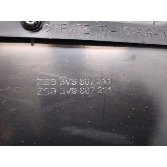 Recambio de guarnecido puerta trasera izquierda para skoda superb (3v3) active referencia OEM IAM 3V5867211  