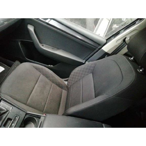 Recambio de asiento delantero derecho para skoda superb (3v3) active referencia OEM IAM   