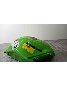 Recambio de deposito combustible para kawasaki ninja 250 r ninja 250 r referencia OEM IAM  ESTA CERRADO SIN LLAVE CON GOLPES