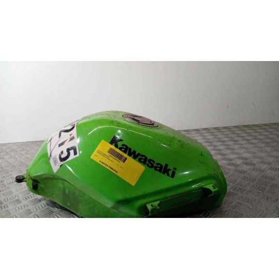 Recambio de deposito combustible para kawasaki ninja 250 r ninja 250 r referencia OEM IAM  ESTA CERRADO SIN LLAVE CON GOLPES