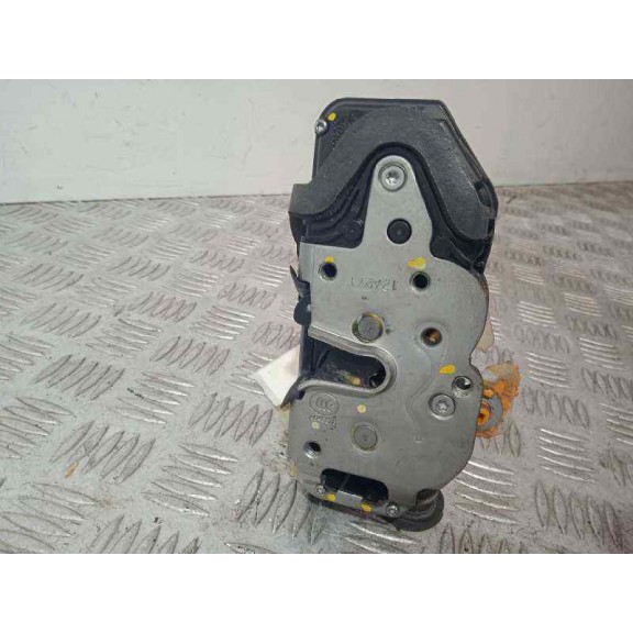 Recambio de cerradura puerta delantera derecha para chevrolet cruze station wagon lt+ referencia OEM IAM 13579515  