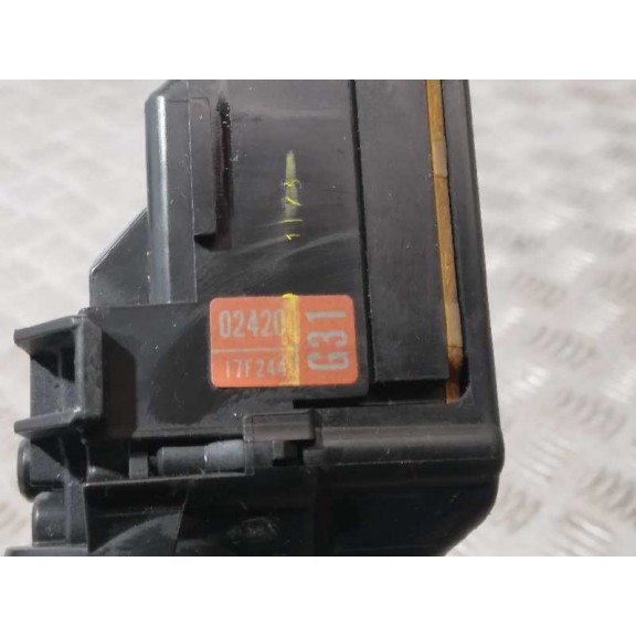 Recambio de mando limpia para toyota auris sport referencia OEM IAM 0242017F244  
