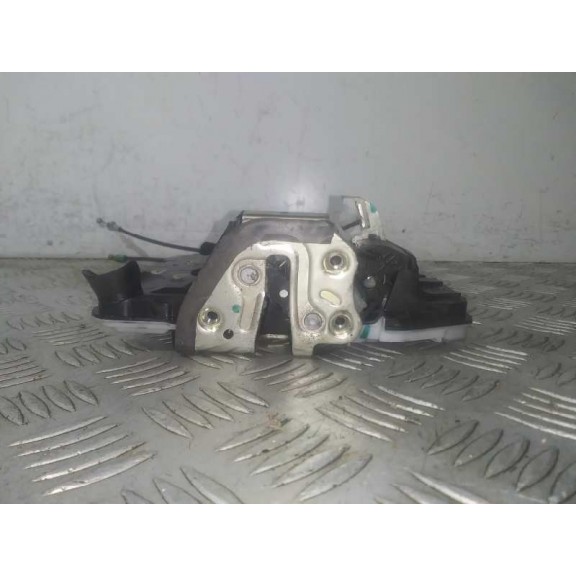 Recambio de cerradura puerta delantera derecha para toyota corolla (e21) hybrid active referencia OEM IAM   