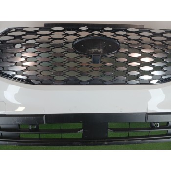 Recambio de paragolpes delantero para ford transit connect v761 furgoneta/monovolumen (skn) ecoblue referencia OEM IAM PZ3117F00