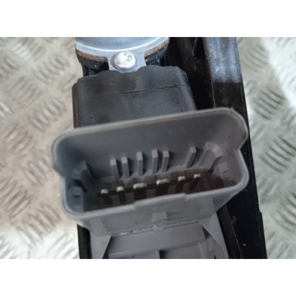 Recambio de elevalunas delantero derecho para peugeot 208 (p2) active referencia OEM IAM 9829043380 9829042980 5P 6 PINS