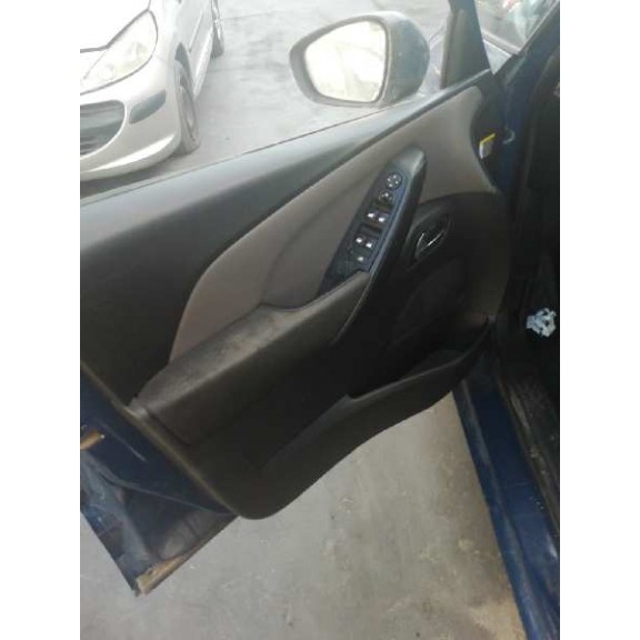 Recambio de guarnecido puerta delantera izquierda para citroën c4 picasso feel referencia OEM IAM  SIN BOTONERA 