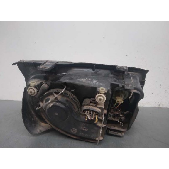 Recambio de faro izquierdo para volkswagen bora berlina (1j2) conceptline referencia OEM IAM  FALTA TAPA 