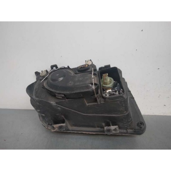 Recambio de faro izquierdo para volkswagen bora berlina (1j2) conceptline referencia OEM IAM  FALTA TAPA 