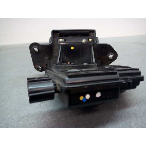 Recambio de cerradura maletero / porton para toyota avensis touring sports advance referencia OEM IAM   3 PINS