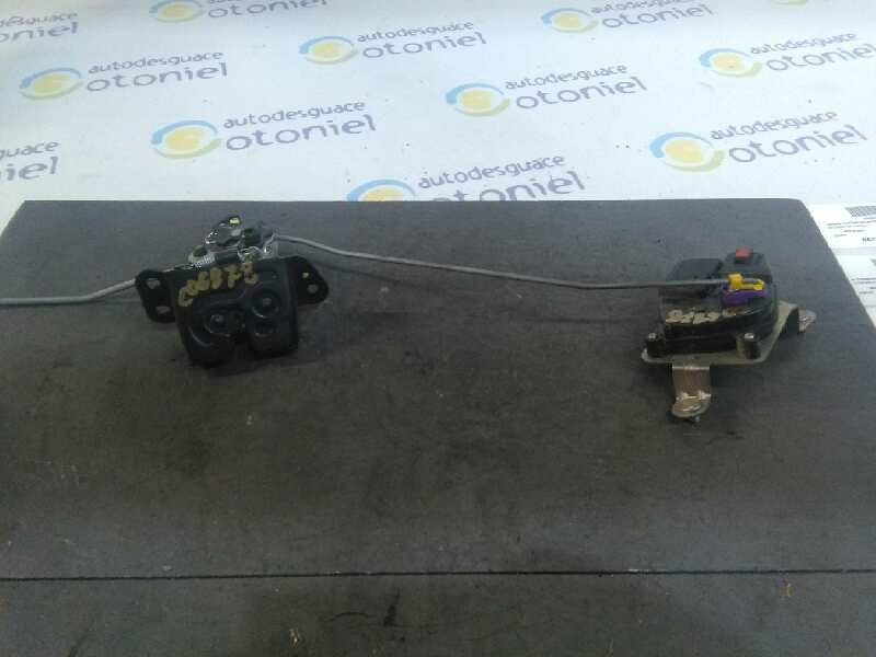 Recambio de cerradura maletero / porton para hyundai i20 comfort referencia OEM IAM 812301J020  