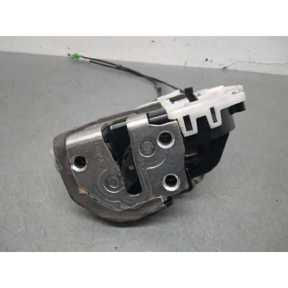 Recambio de cerradura puerta trasera izquierda para toyota yaris active referencia OEM IAM   4 PINS