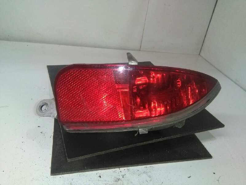 Recambio de faro antiniebla trasero derecho para opel corsa c blue line referencia OEM IAM   FALSO