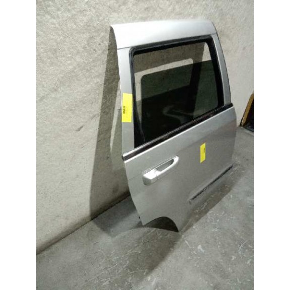 Recambio de puerta trasera derecha para chrysler jeep gr.cherokee (wh) 3.0 crd limited referencia OEM IAM   