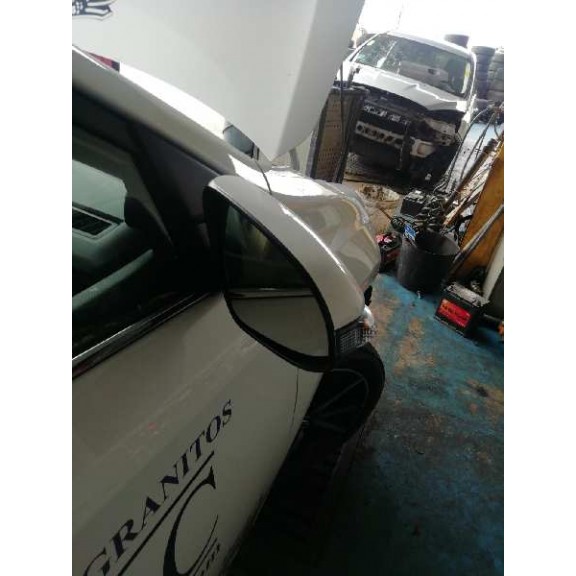 Recambio de retrovisor derecho para toyota auris hybrid active referencia OEM IAM   