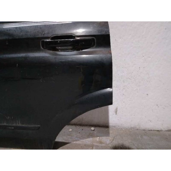 Recambio de puerta trasera izquierda para ssangyong kyron 2.0 referencia OEM IAM 6301109A10 NEGRO 6301109A10