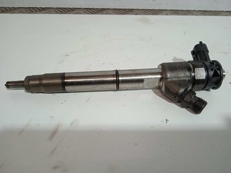 Recambio de inyector para kia carens ( ) 1.7 crdi cat referencia OEM IAM 338002A610 0445110589 