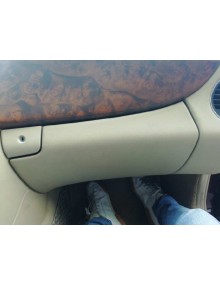 Recambio de guantera para mercedes-benz clase cls (w219) 350 cgi (219.357) referencia OEM IAM E048831021 BEIGE 