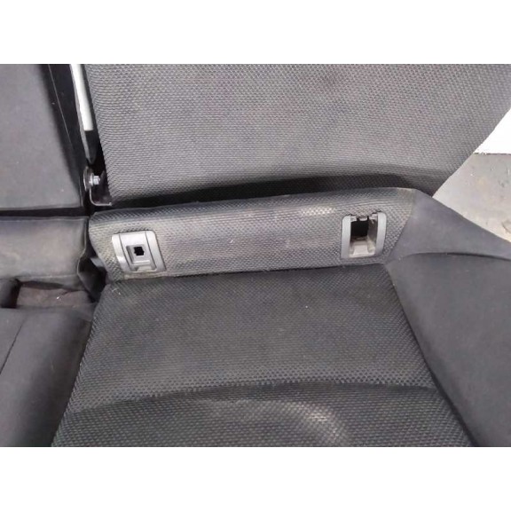 Recambio de asientos traseros para subaru xv sport referencia OEM IAM   