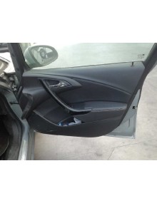 Recambio de guarnecido puerta delantera derecha para opel astra j lim. excellence referencia OEM IAM   