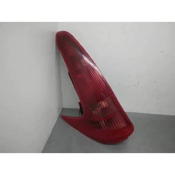 Recambio de piloto trasero izquierdo para peugeot 206 sw x-line referencia OEM IAM 9641540677  