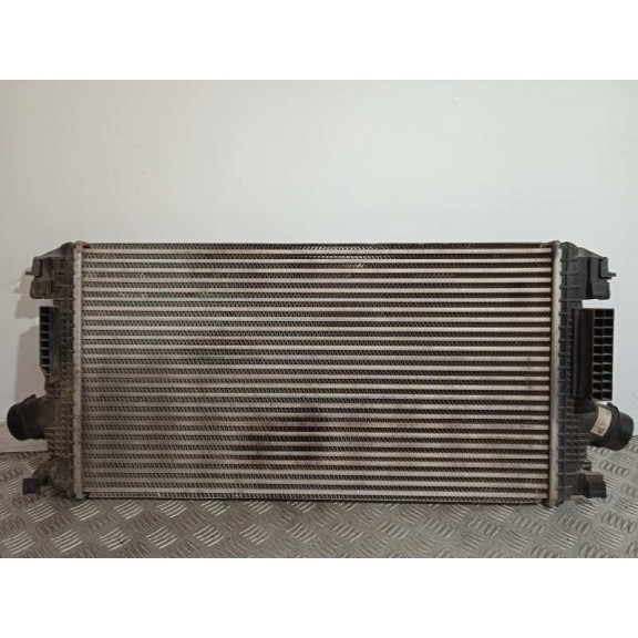 Recambio de intercooler para opel astra j sports tourer cosmo referencia OEM IAM 13267647  