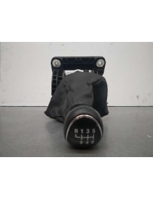 Recambio de pomo palanca cambio para ford kuga (cbs) trend+ referencia OEM IAM AV6R7C453MKG CON PALANCA AV6R7C453MKG