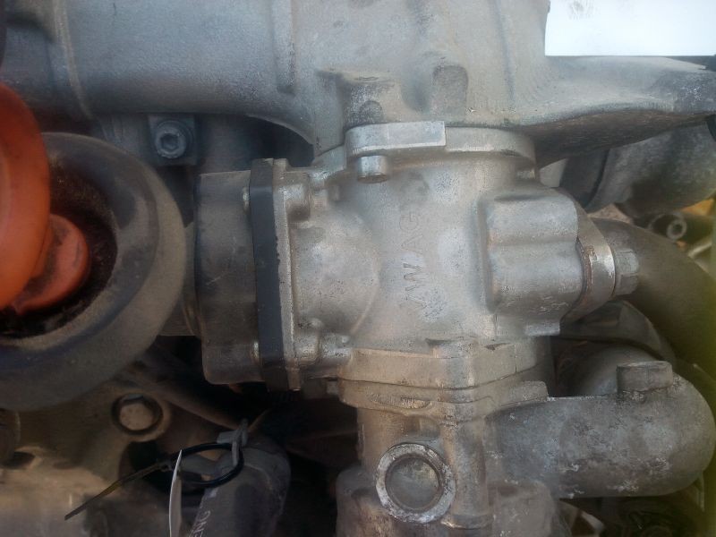 Recambio de valvula egr para dodge journey 2.0 16v crd cat referencia OEM IAM 03L131501K  