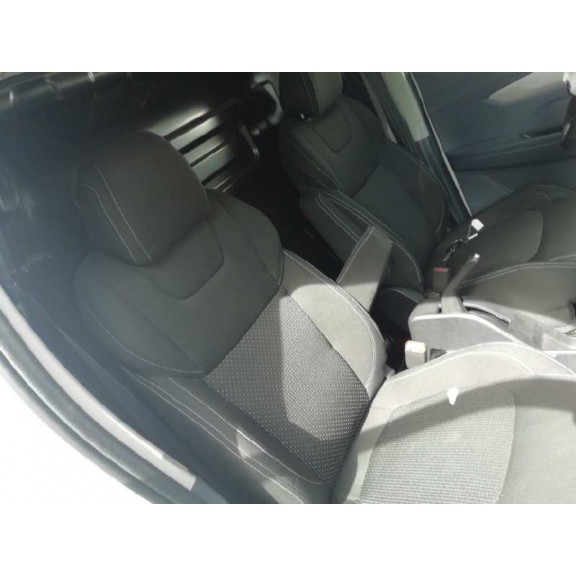 Recambio de asiento delantero derecho para maxus edeliver 3 (modelo) referencia OEM IAM   