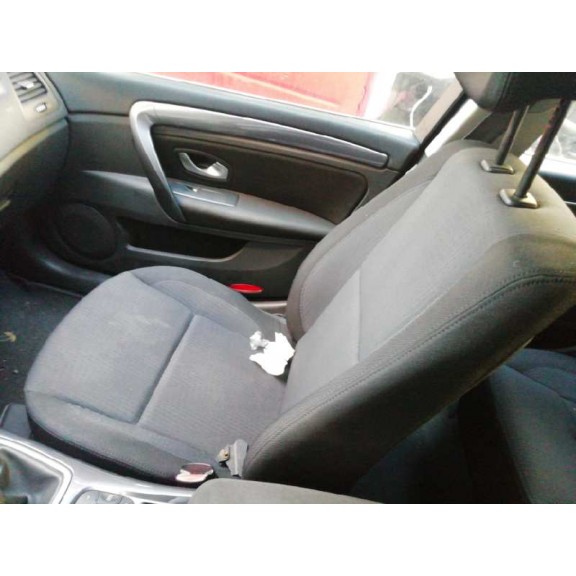 Recambio de asiento delantero derecho para renault laguna iii expression referencia OEM IAM   