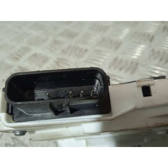 Recambio de cerradura puerta delantera derecha para maxus edeliver 3 (modelo) referencia OEM IAM C00083120  4 PINS