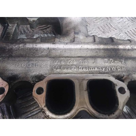Recambio de colector admision para skoda fabia familiar (6y5) comfort referencia OEM IAM 038129713J  