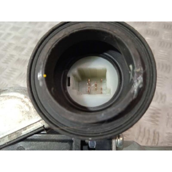 Recambio de elevalunas trasero izquierdo para lexus ct 200h referencia OEM IAM 8571075070 0620202462 7 PINS