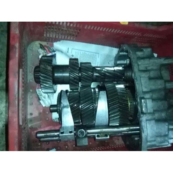 Recambio de caja cambios para iveco daily caja cerrada (1999 =>) 2.3 diesel referencia OEM IAM 8870879 CASCO 